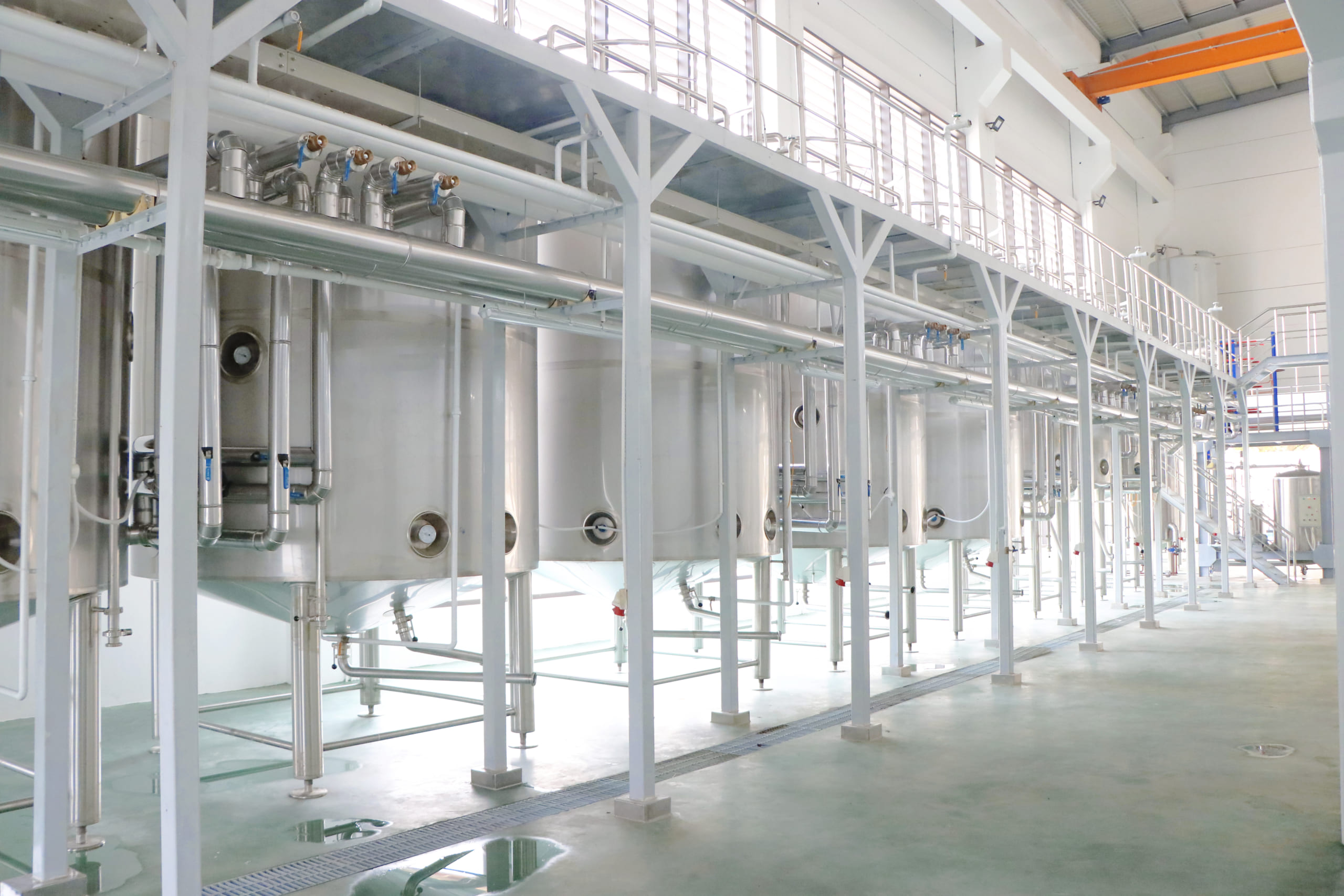 Hệ thống lên men của Rượu Gà Trống An Nam tại nhà máy AVIA